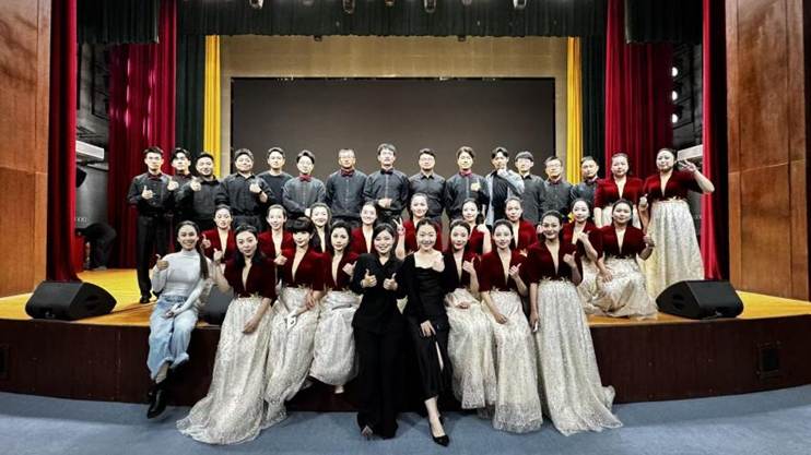 94d5426061763ddd8bc33d165ef00462