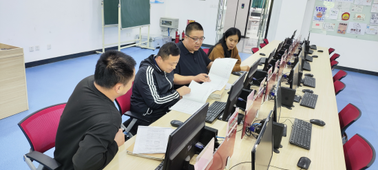 为促进教学稳步提升，学校教务处对商学院（国际学院）开展第一季度期中教学检查